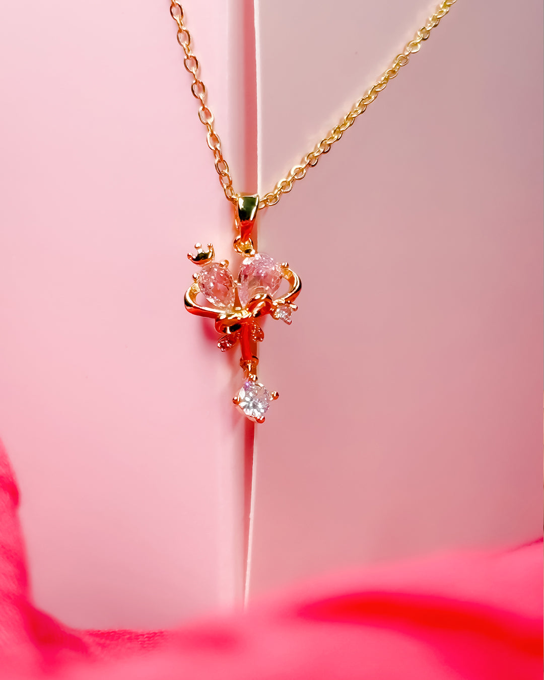 Gold Plated Diamond Pendant Necklace Chain for Girls and Women